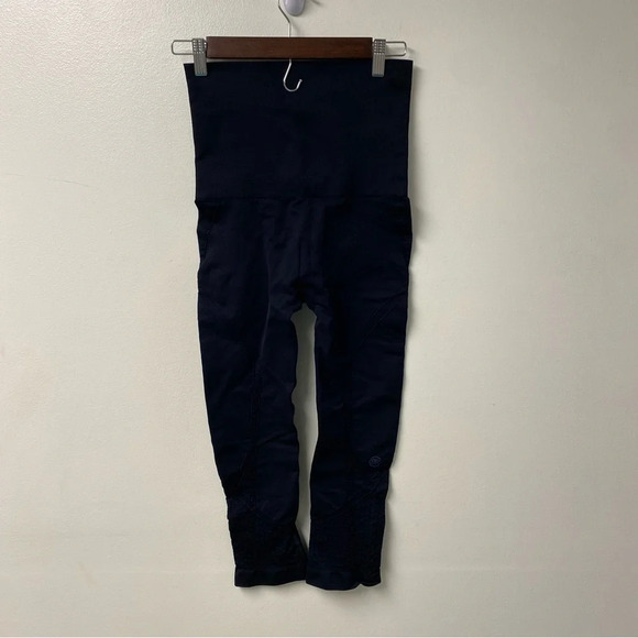 Belly Bandit Mother Tucker® Postpartum Compression Leggings Size Small Like New - Picture 2 of 6